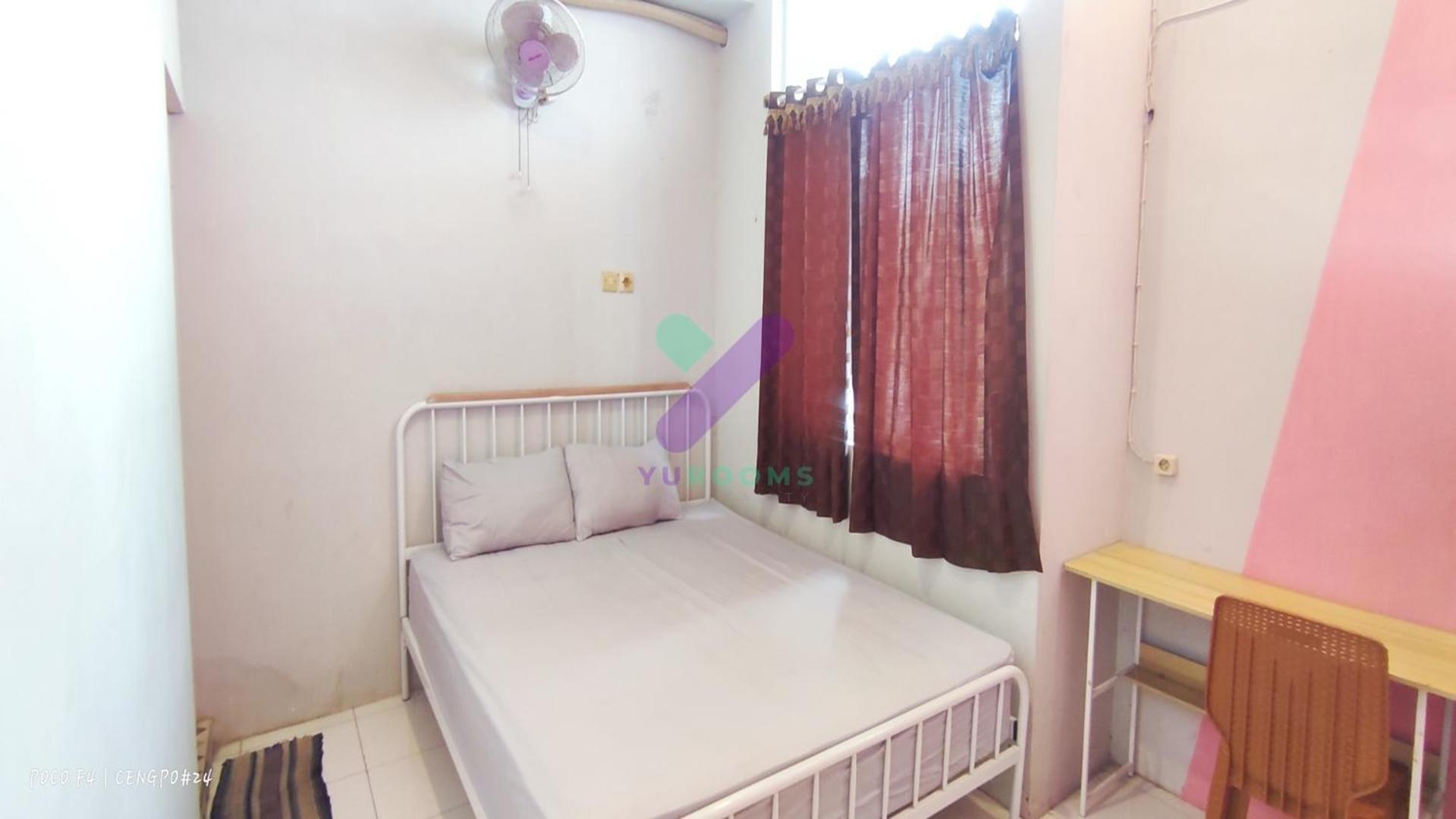 New Jasmine Guest House By Yurooms Blitar Bagian luar foto