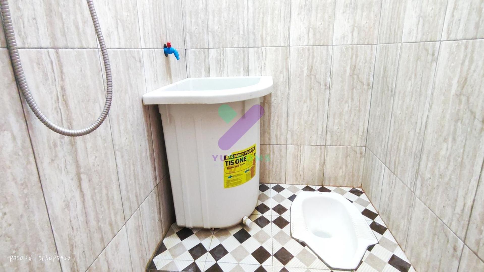 New Jasmine Guest House By Yurooms Blitar Bagian luar foto