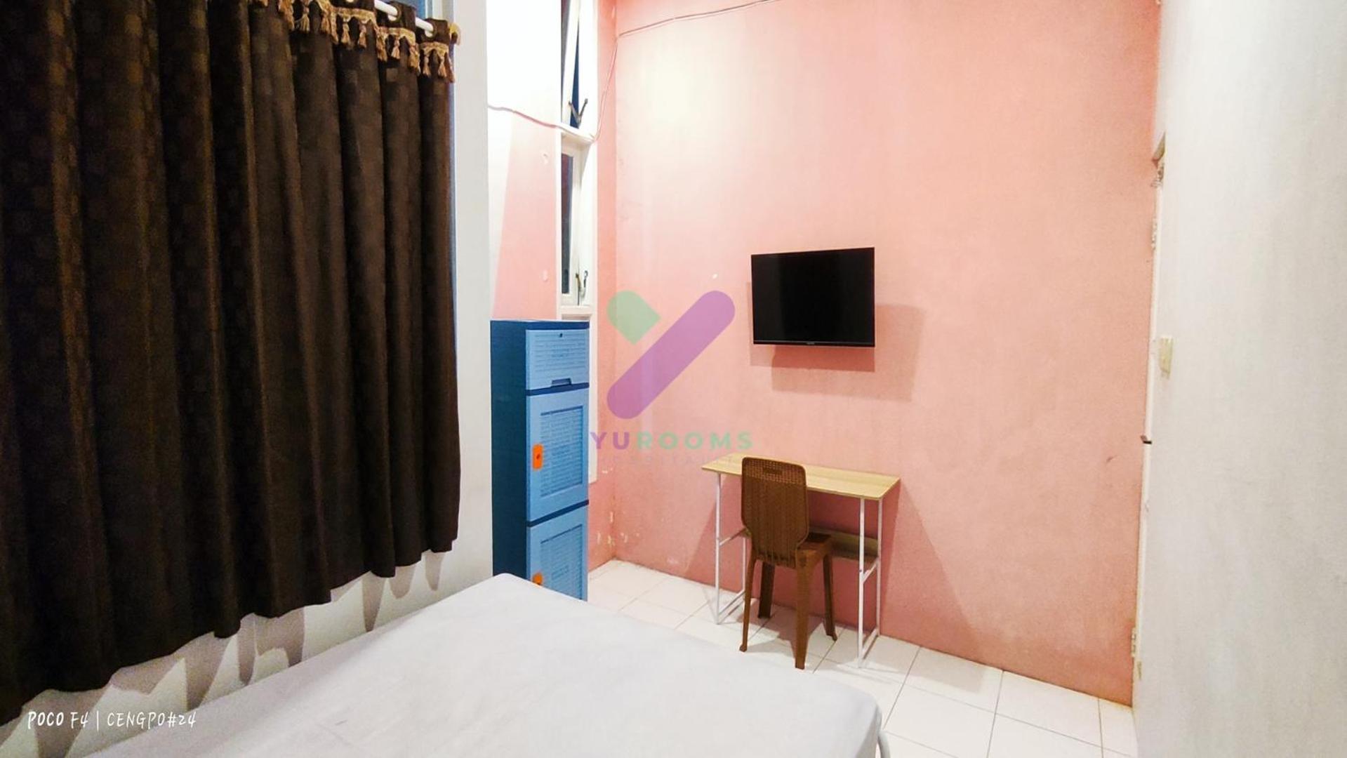 New Jasmine Guest House By Yurooms Blitar Bagian luar foto