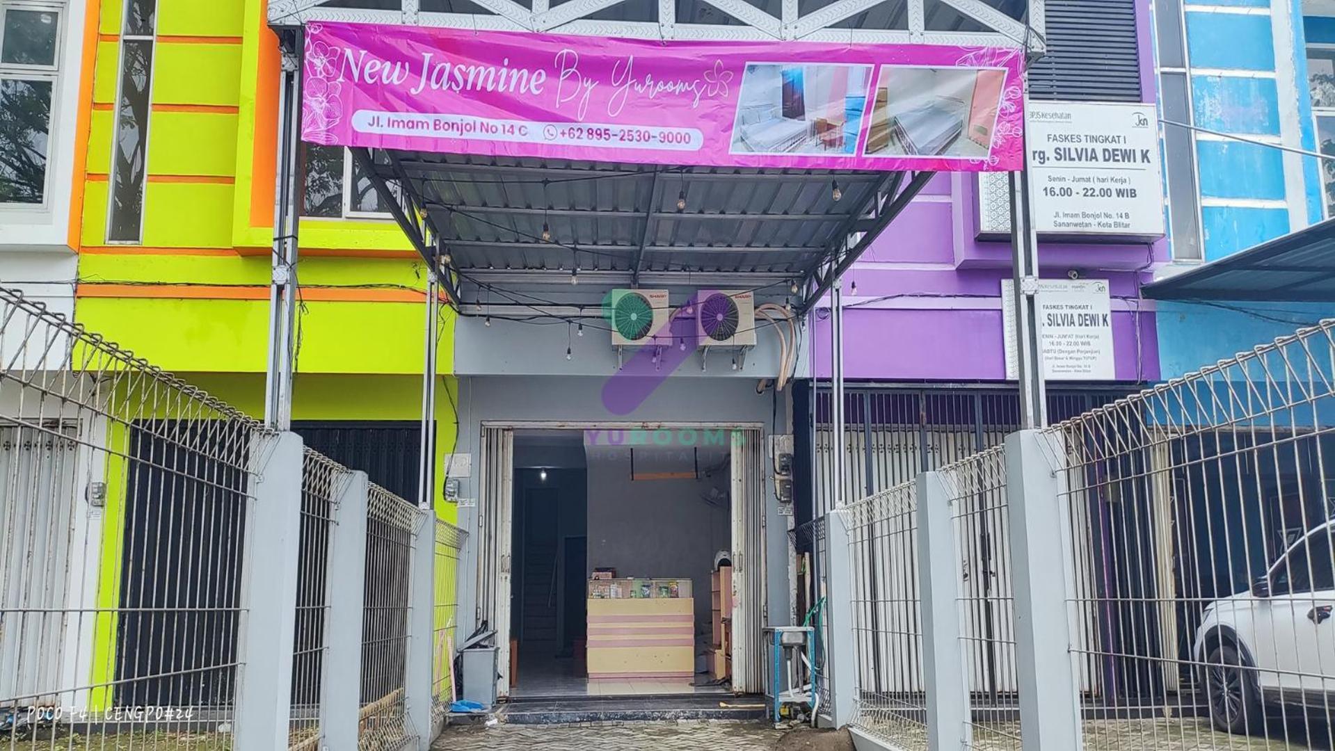 New Jasmine Guest House By Yurooms Blitar Bagian luar foto